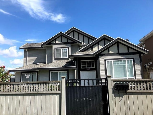 7596 144 Street, Surrey