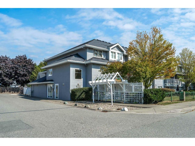 205 19953 55a Avenue, Langley