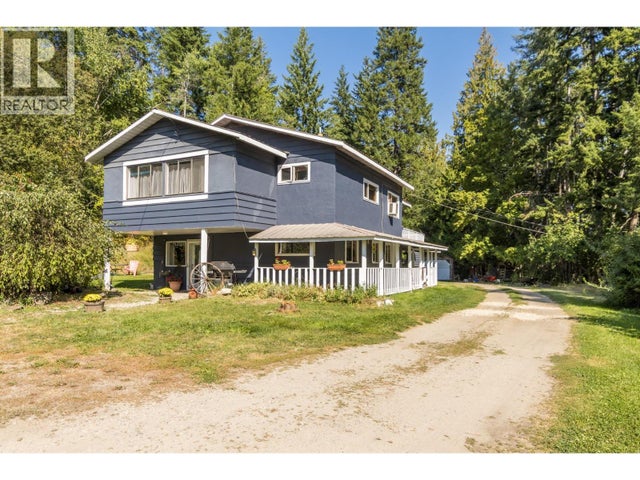3591 65 Avenue Nw, Salmon Arm