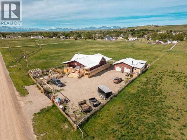 51 N 2 Street E, Hill Spring