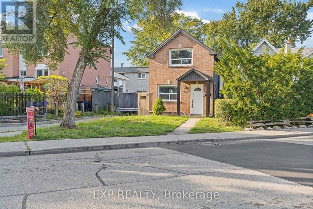 15 Eileen Avenue, Toronto (rockcliffe-Smythe)