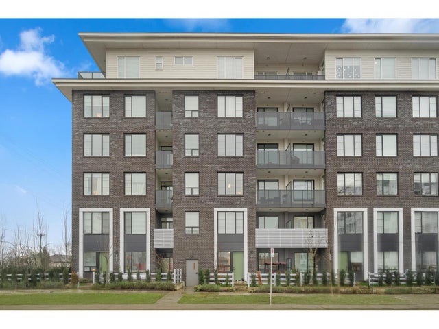 111 15848 Fraser Highway, Surrey