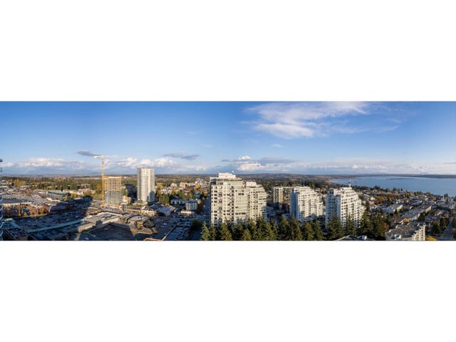 2102 1475 Foster Street, White Rock