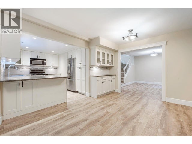 37 9000 Ash Grove Crescent, Burnaby