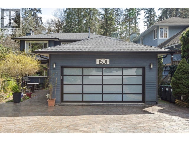 1501 Ostler Court, North Vancouver