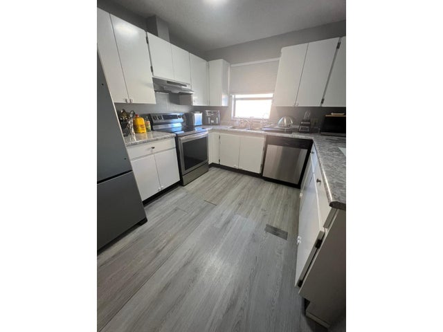 201 7131 133a Street, Surrey