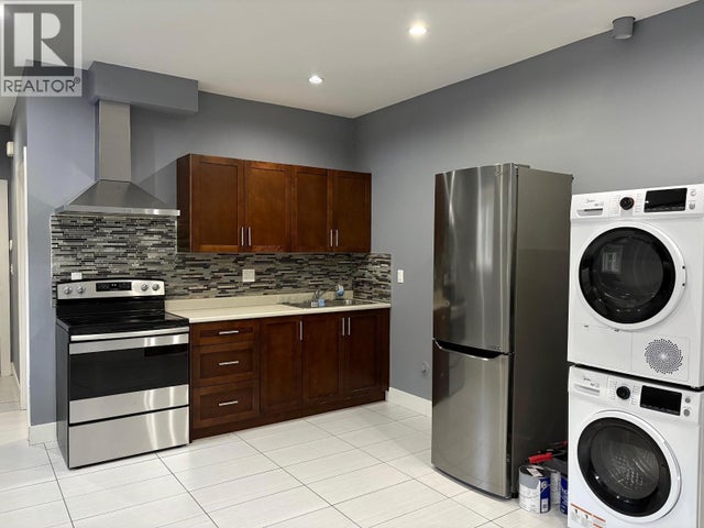 1309 Ewen Avenue, New Westminster