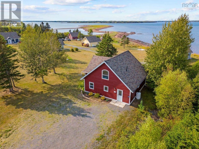 82 Cambra Lane, North Shore