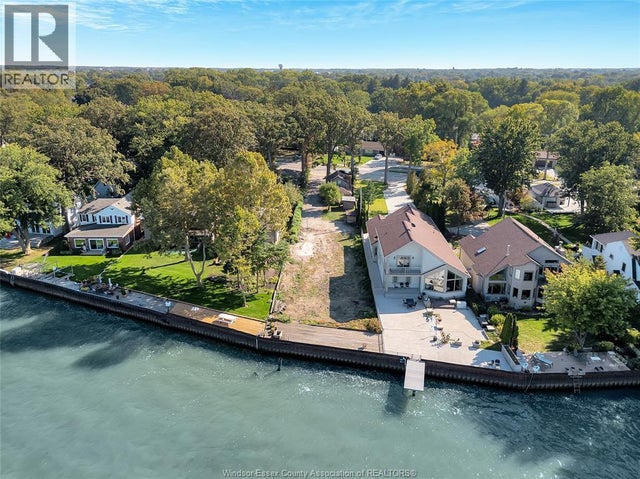 12718-12722 Riverside Drive, Tecumseh