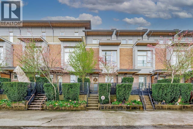 5522 Oak Street, Vancouver