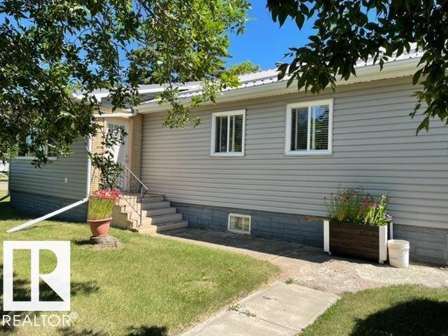 5417 51 Av, Lamont