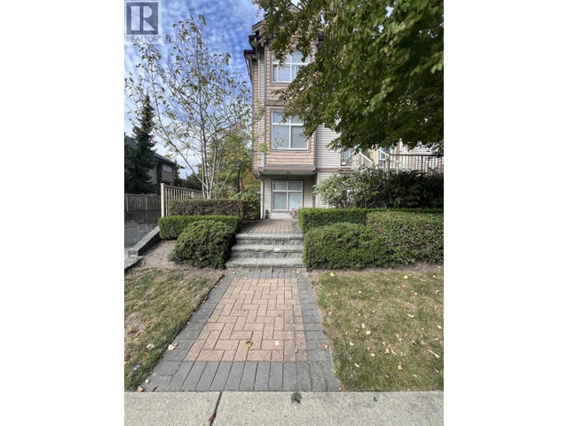 226 5155 Watling Street, Burnaby