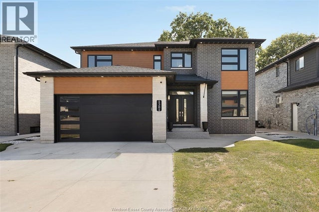 1581 Rockport, Windsor