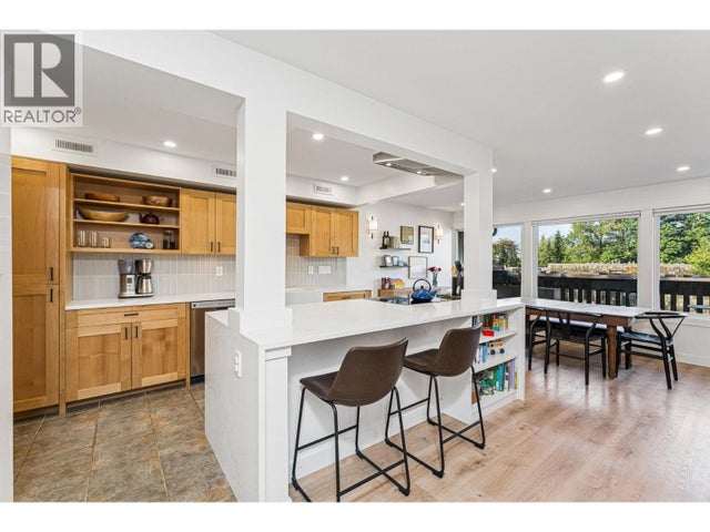 1053 Old Lillooet Road, North Vancouver