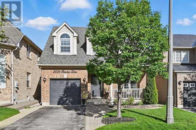 2536 Bracken Drive, Oakville (wm Westmount)