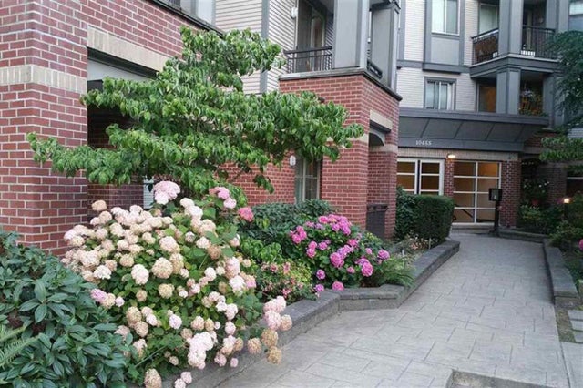 402 10455 University Drive, Surrey