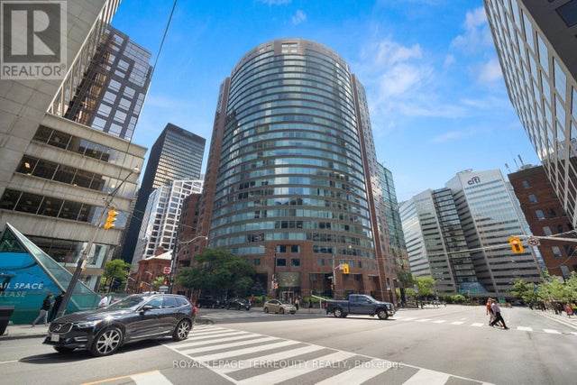 406 - 33 University Avenue, Toronto (university)