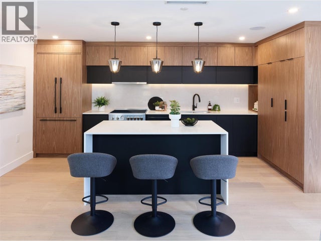 3387 Victoria Drive, Vancouver