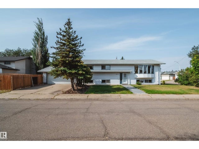 18851 99a Av Nw Nw, Edmonton