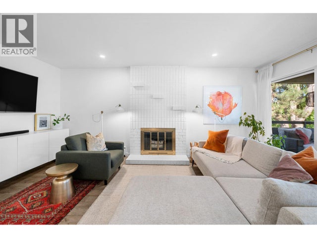 302 1720 W 12th Avenue, Vancouver