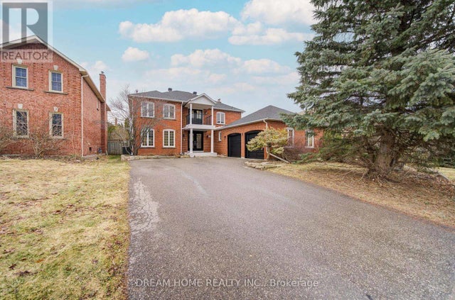 352 Kennedy Street W, Aurora (aurora Heights)