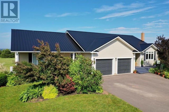 486 Locke Shore Road, Sherbrooke