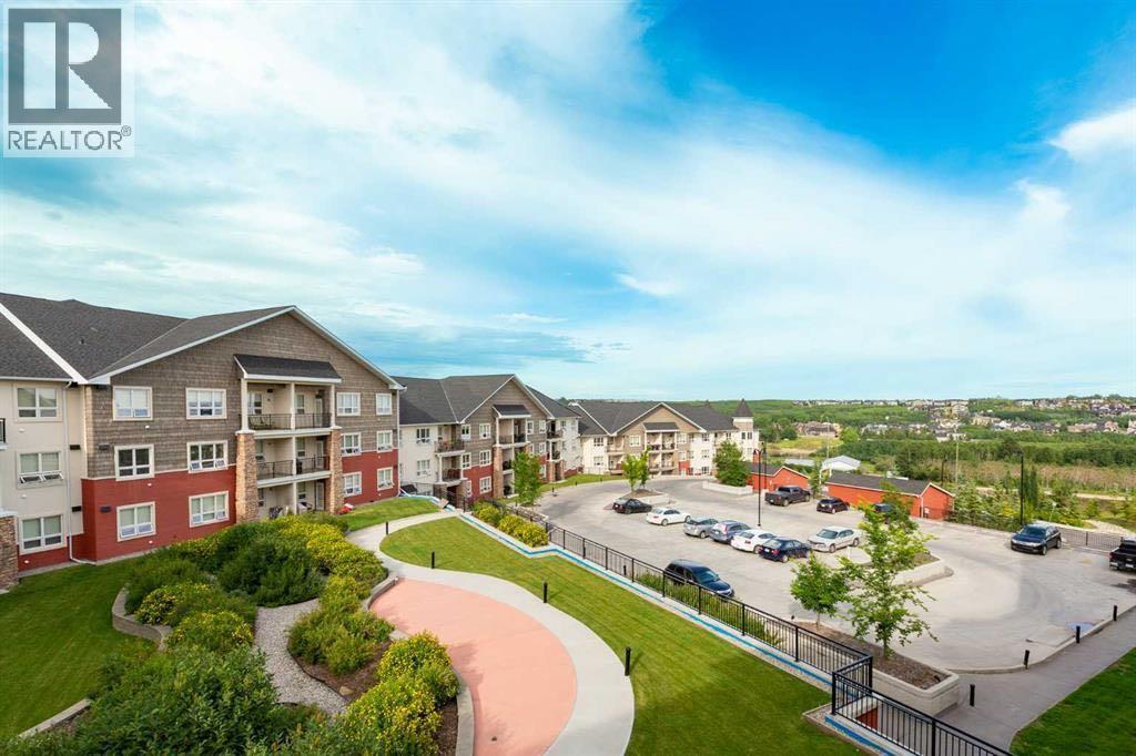 545, 26 Val Gardena View Sw, Calgary