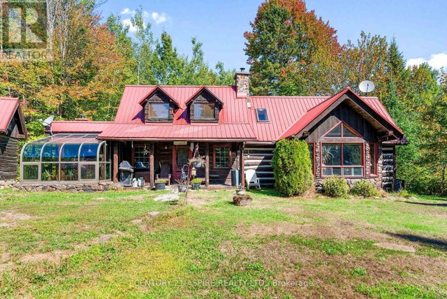 3050 Paugh Lake Road, Madawaska Valley