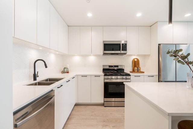 G408 8380 200a Street, Langley