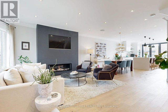 17 Grafton Avenue, Toronto (roncesvalles)