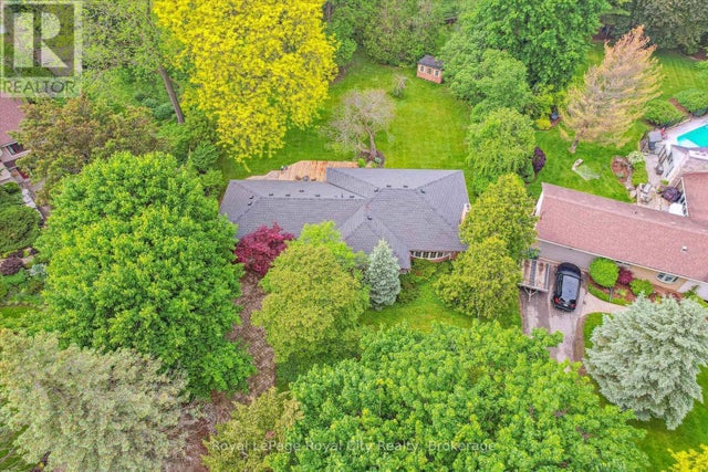 29 Lynwood Place, Guelph (dovercliffe Park/old University)