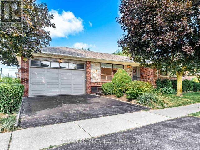 150 Codsell Avenue, Toronto (bathurst Manor)