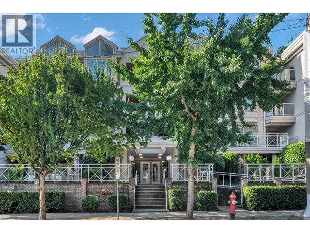 411 525 Agnes Street, New Westminster