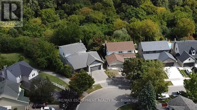 362 Prince Of Wales Drive, Whitby (blue Grass Meadows)