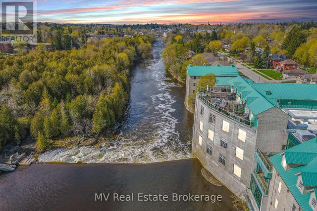 104 - 478 St Andrew Street E, Centre Wellington (fergus)