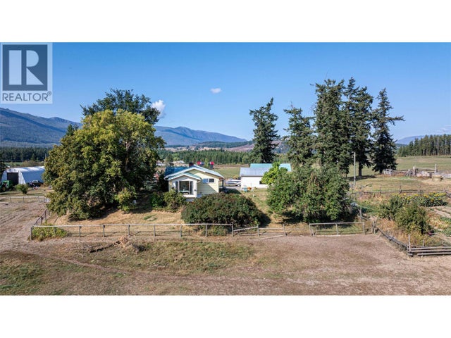 4210 White Lake Road, Tappen