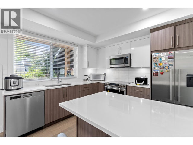 2388 E 34th Avenue, Vancouver