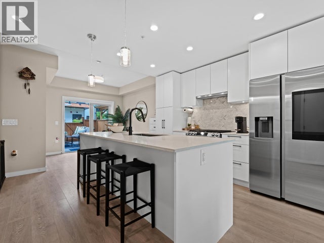 161 565 E 2nd Street, North Vancouver