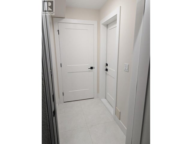 Basement-6536 Imperial Street Street, Burnaby