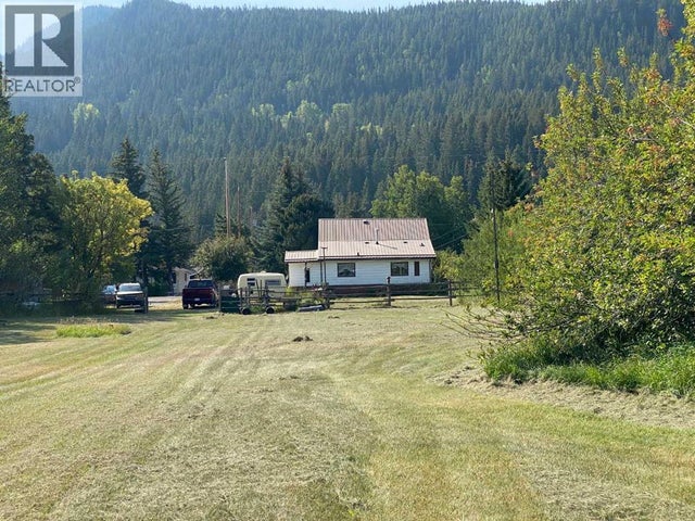 6001 16 Avenue, Coleman