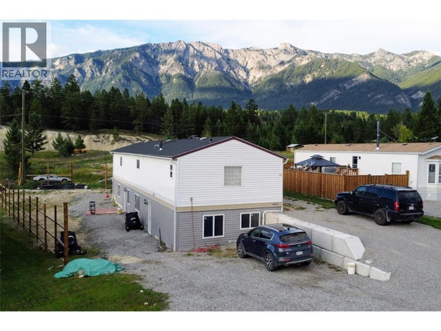 4811 Crescentwood Drive, Edgewater