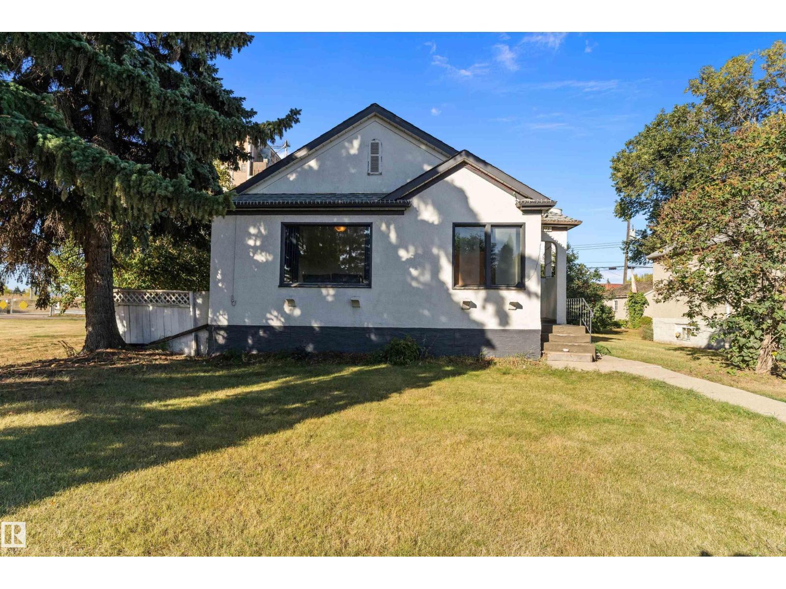 12712 130 St Nw, Edmonton
