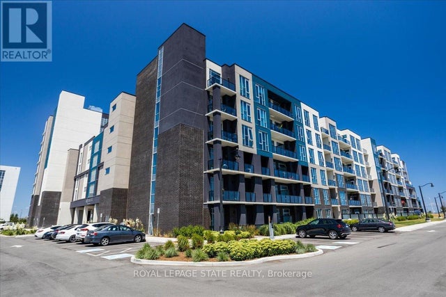 50 - 16 Concord Place, Grimsby (grimsby Beach)