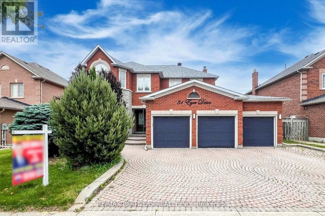 31 Eyer Drive, Markham (cachet)