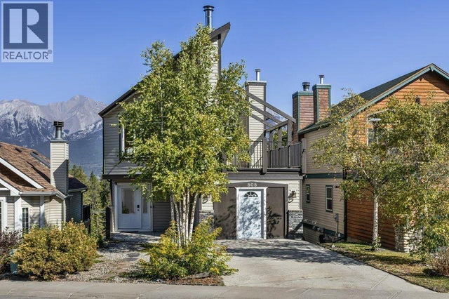 808 Lawrence Grassi Ridge, Canmore