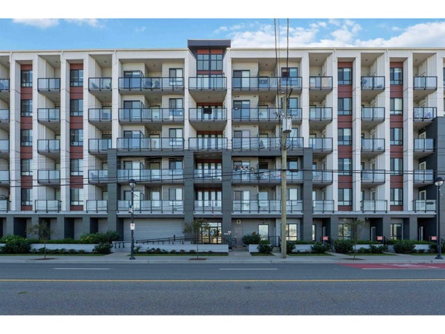 102 20360 Logan Avenue, Langley