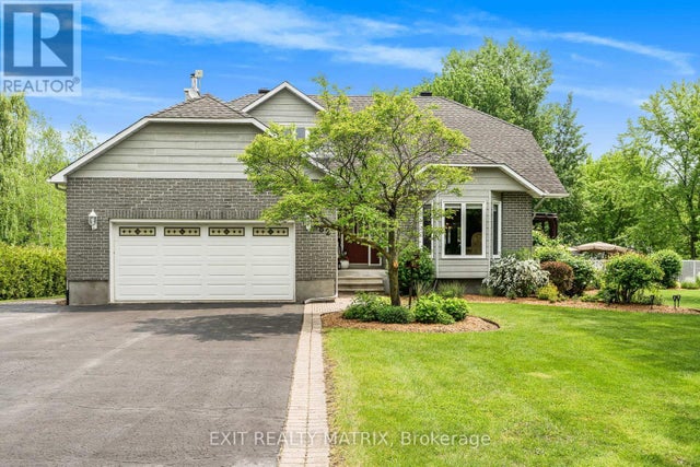 882 Du Castor Road, The Nation