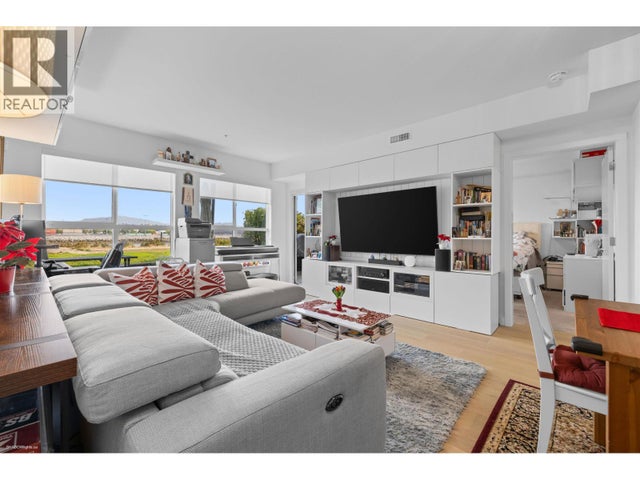 114 10177 River Drive, Richmond
