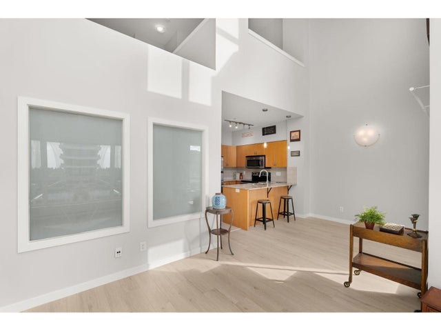 403 13733 107a Avenue, Surrey