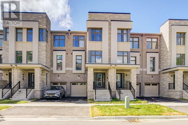 65 Puisaya Drive, Richmond Hill